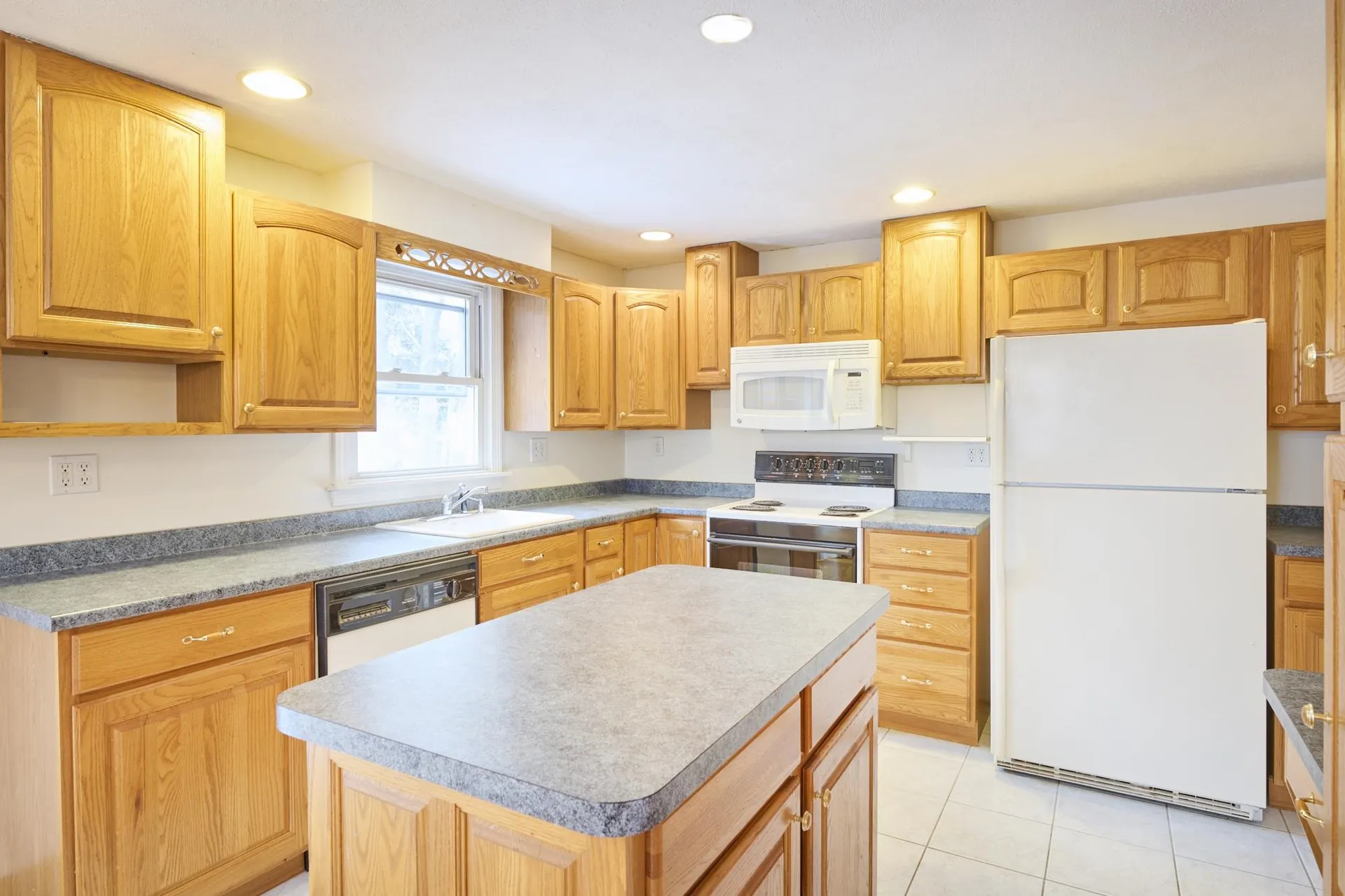 111 Old Rockingham Road Salem NH 03079