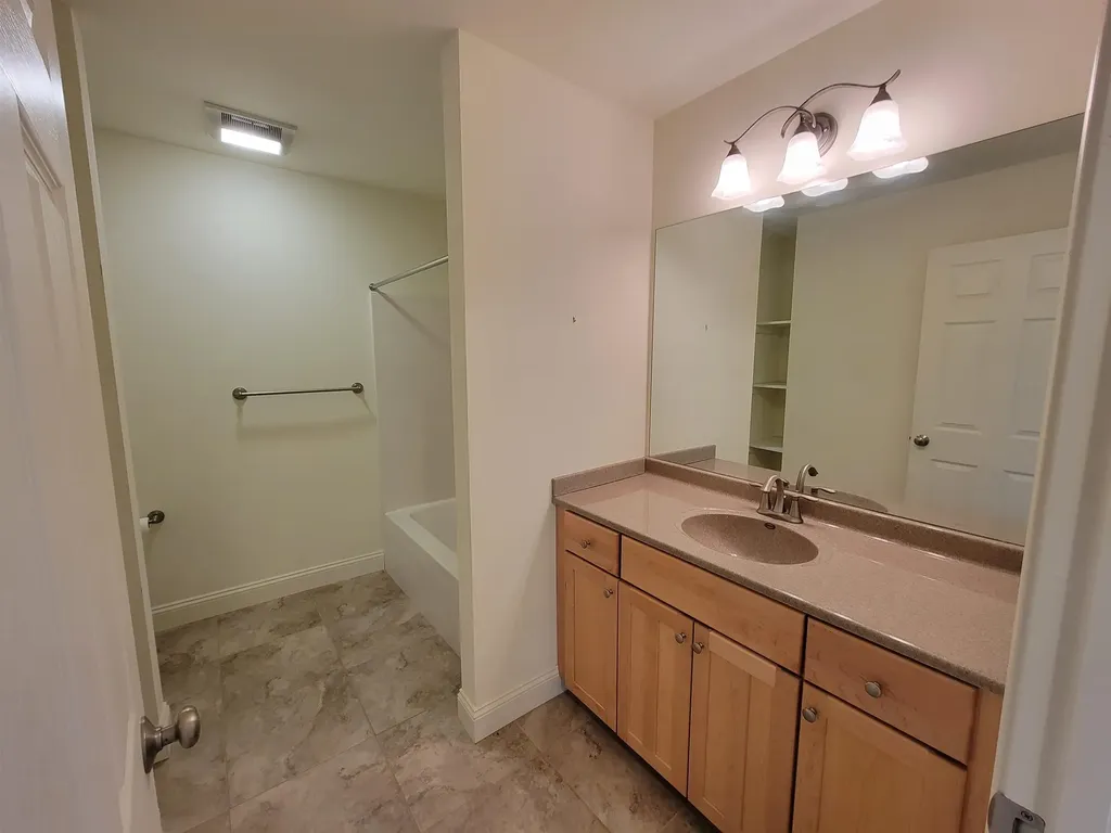 11 Ketcham Drive Essex VT 05452