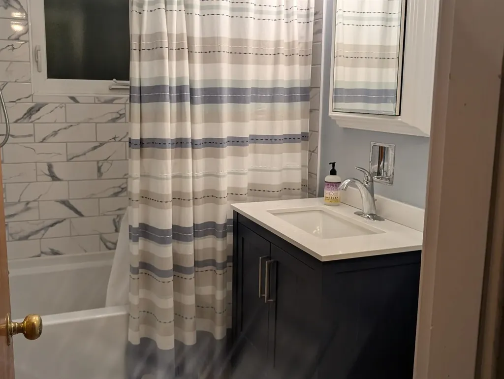 23 Sims Street Claremont NH 03743