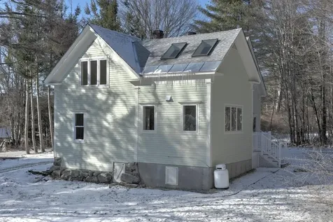 255 Swanzey Lake Road Swanzey NH 03446