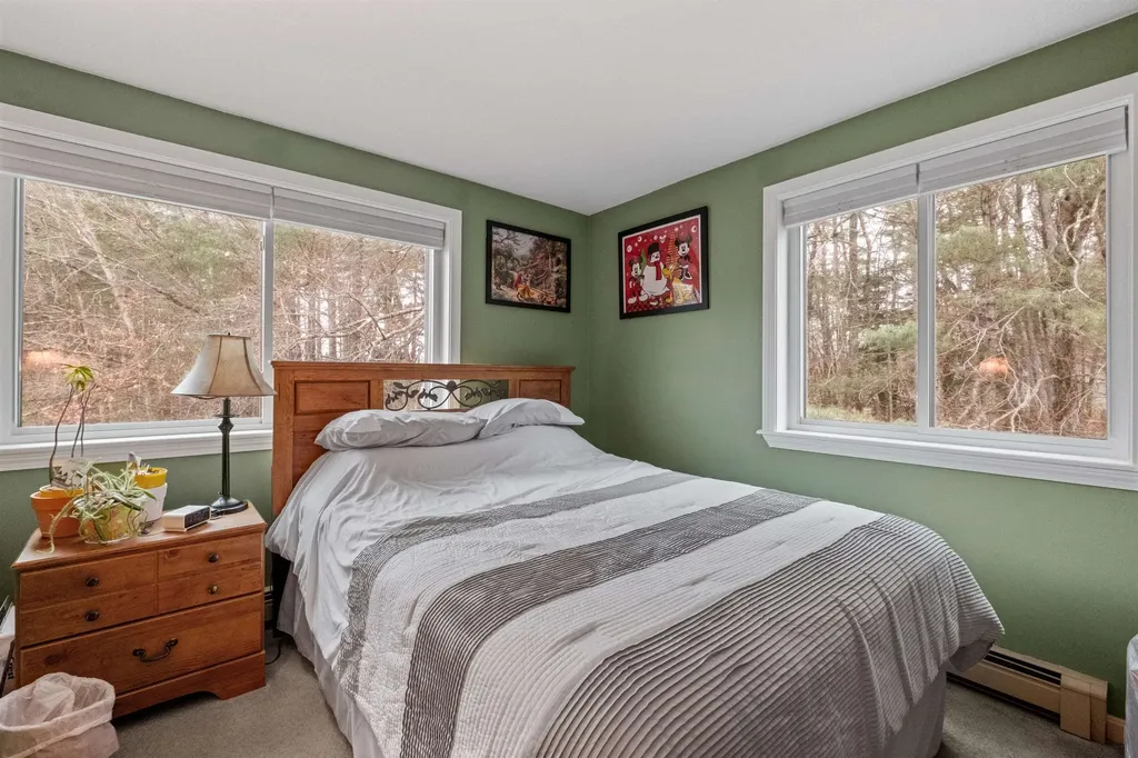 171 Indian Rock Road Merrimack NH 03054