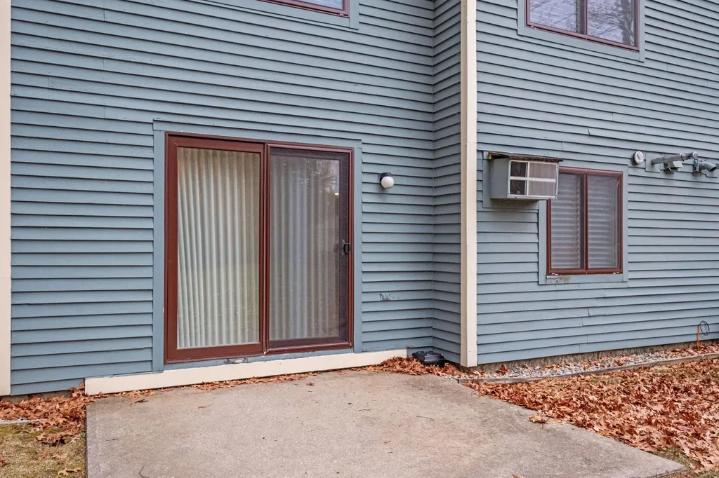 171 Indian Rock Road Merrimack NH 03054