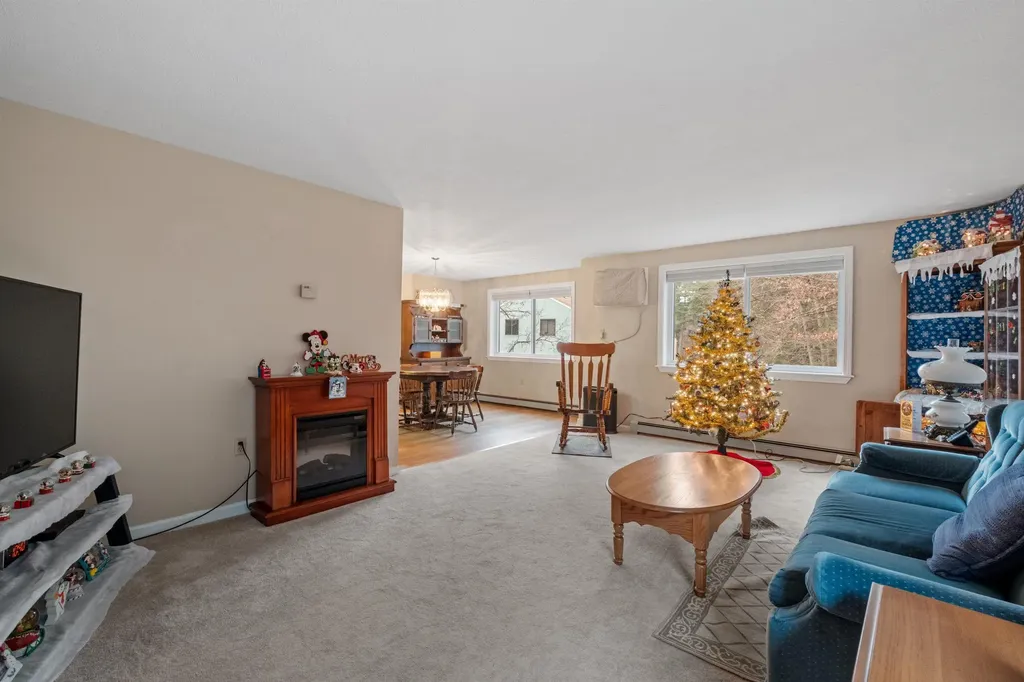 171 Indian Rock Road Merrimack NH 03054