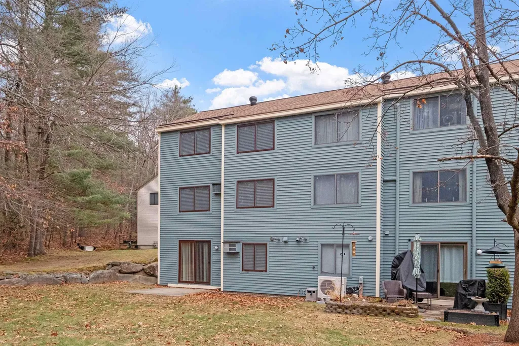 171 Indian Rock Road Merrimack NH 03054