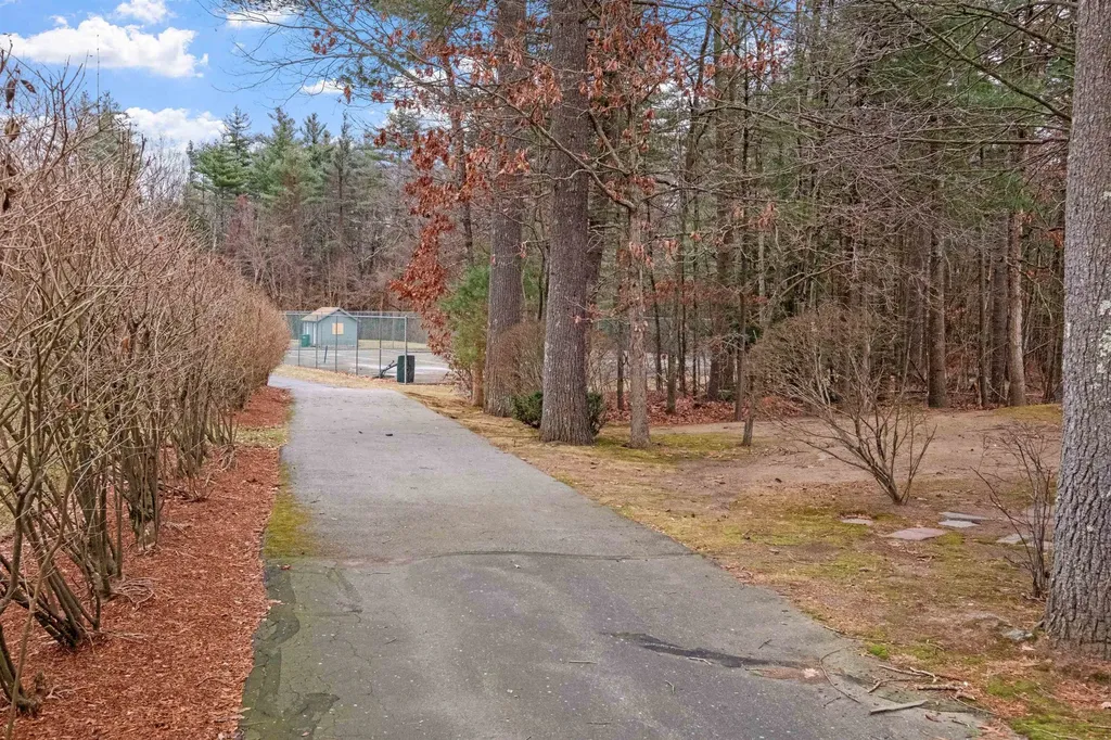 171 Indian Rock Road Merrimack NH 03054