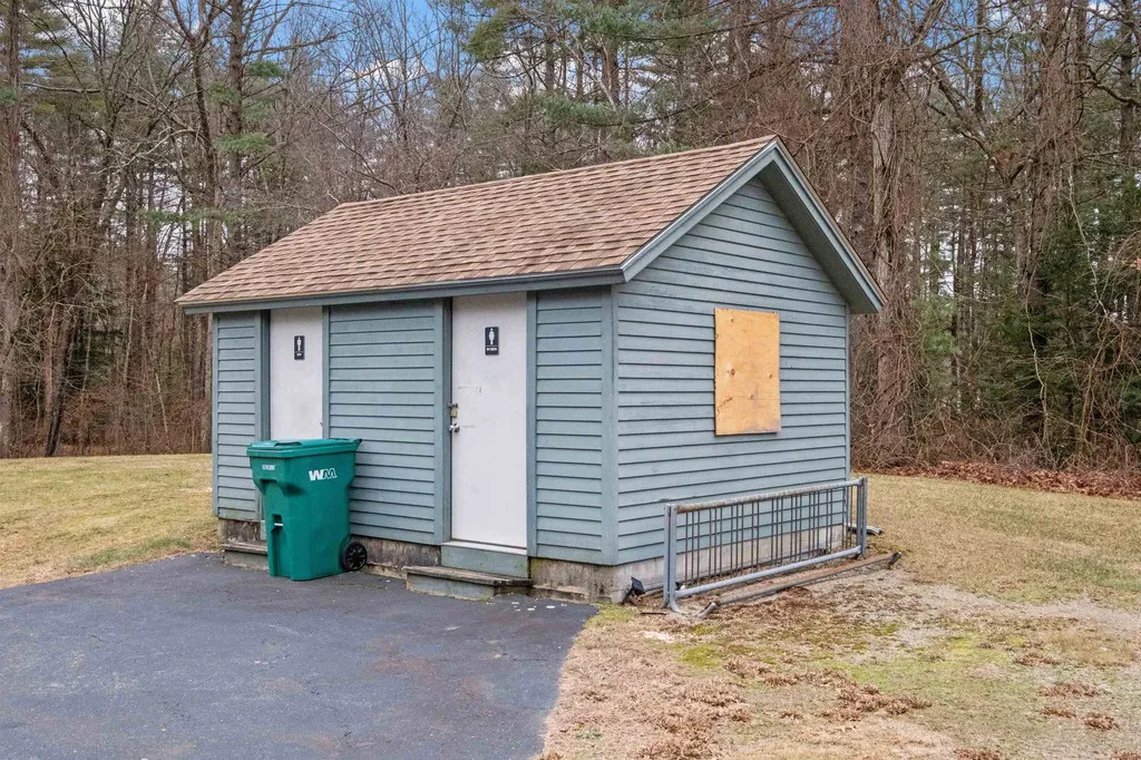 171 Indian Rock Road Merrimack NH 03054