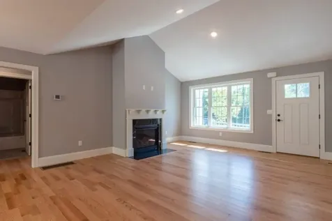 81 Wilderness Drive Nashua NH 03062