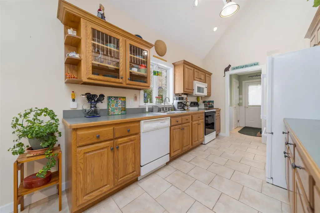 355 Chalk Pond Road Newbury NH 03255