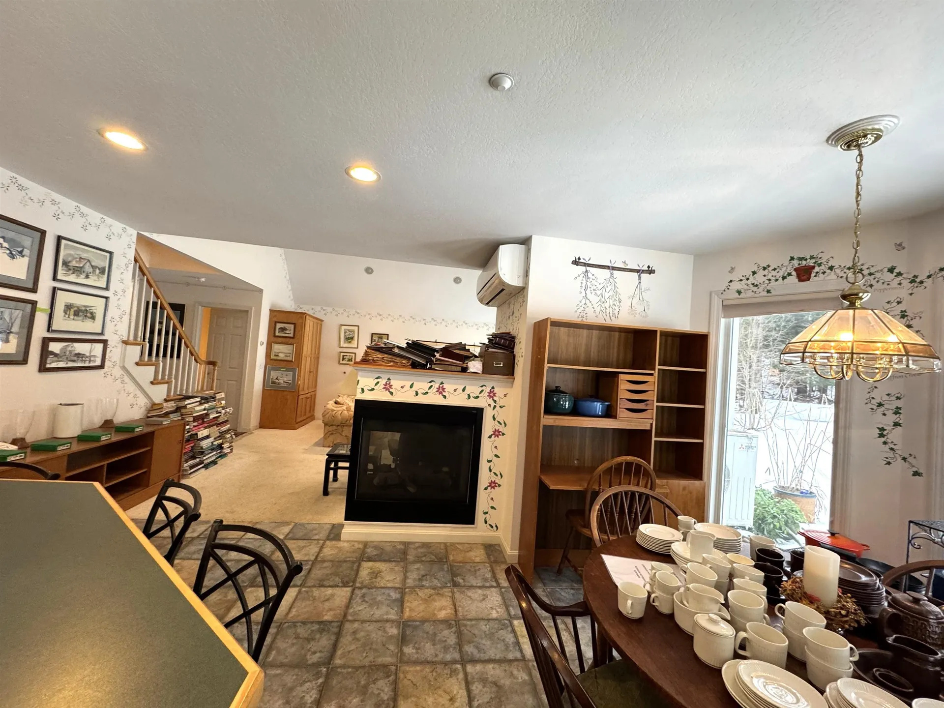 43 Falcon Way Hales Location NH 03860