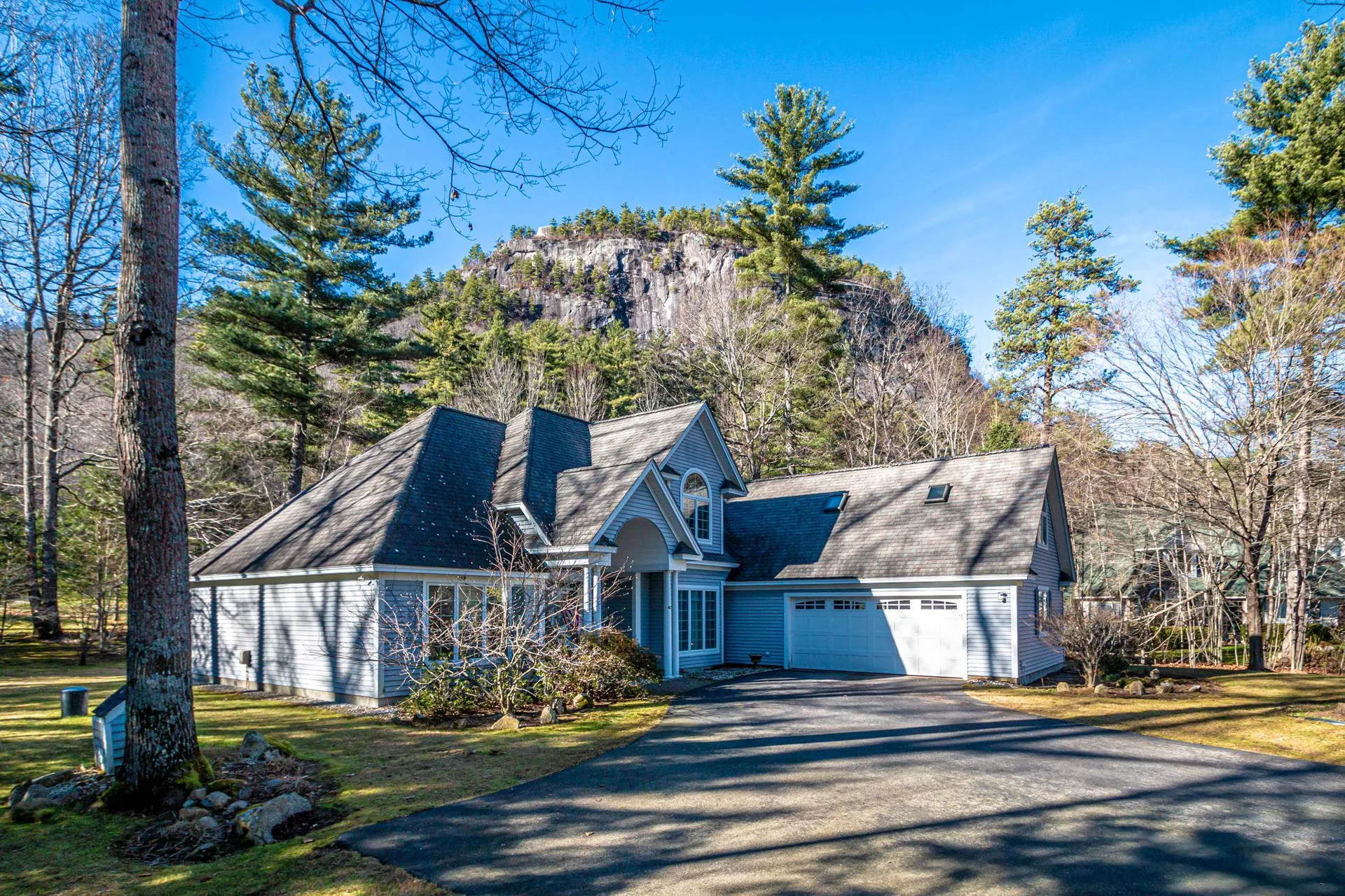 43 Falcon Way Hales Location NH 03860