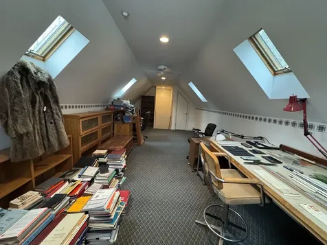 43 Falcon Way Hales Location NH 03860