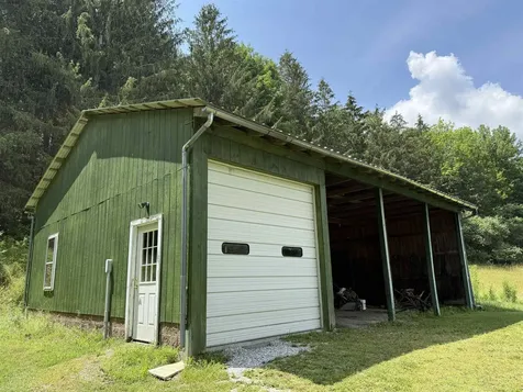 622 South Main Street Danby VT 05739