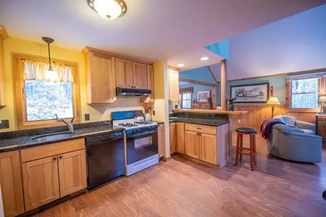 8 Doe Run Wilmington VT 05363