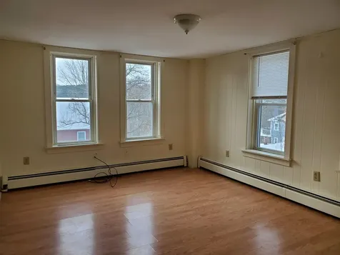 35 Wells Street Enfield NH 03748