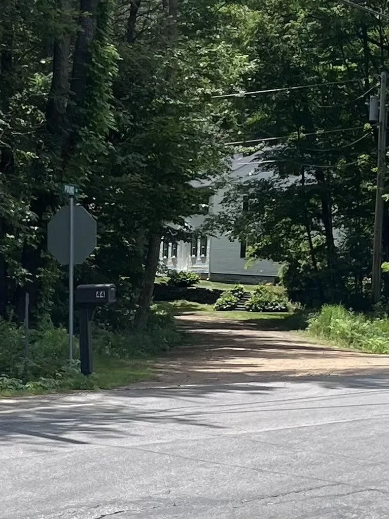 60 Pound Road Sanbornton NH 03269