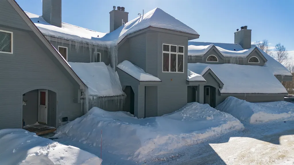 27 Haymaker Lane Wilmington VT 05363