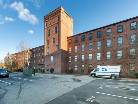 156 Front Street Exeter NH 03833