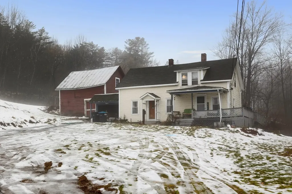 274 Mill Road Hartford VT 05001