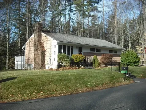 2 Foxwood Avenue Keene NH 03431