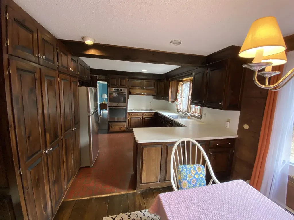 15 Meadow Drive Hollis NH 03049