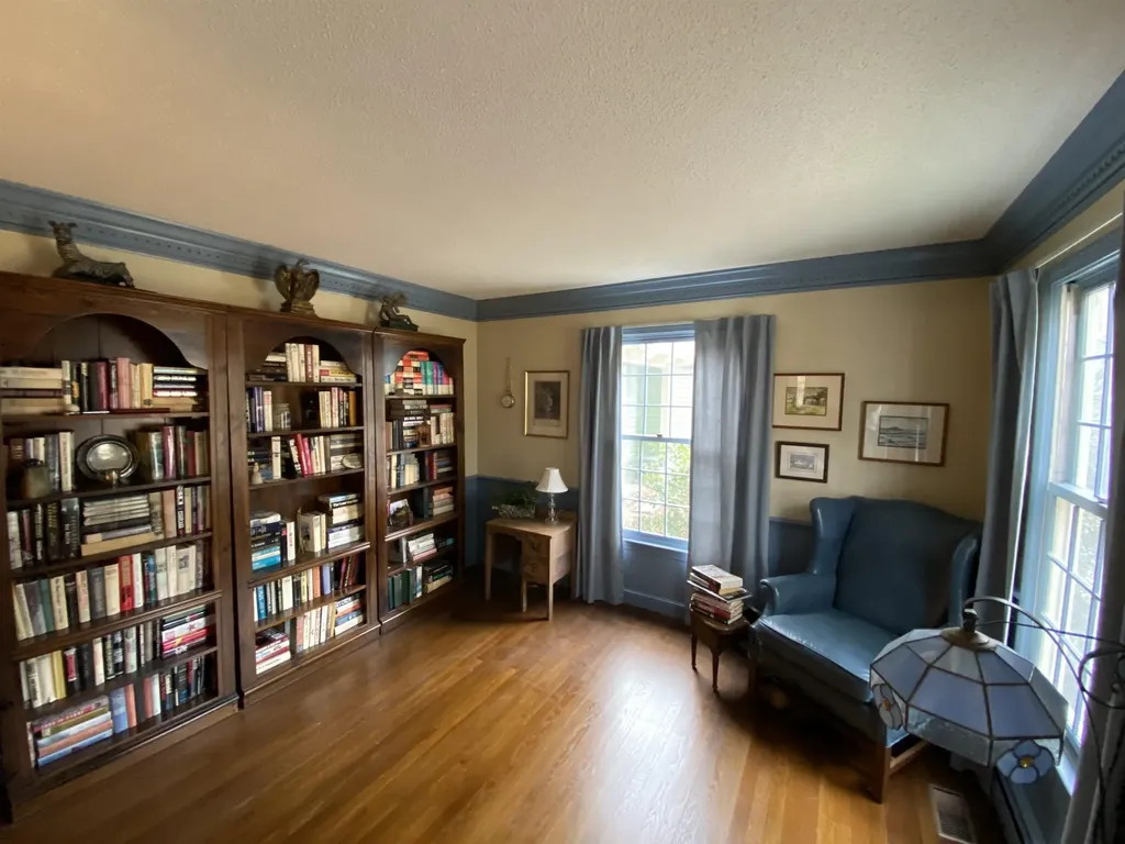 15 Meadow Drive Hollis NH 03049