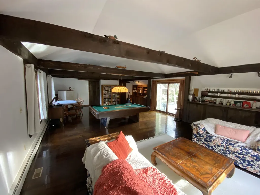 15 Meadow Drive Hollis NH 03049