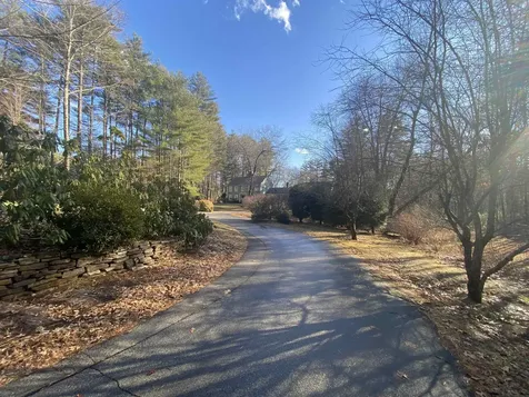 15 Meadow Drive Hollis NH 03049