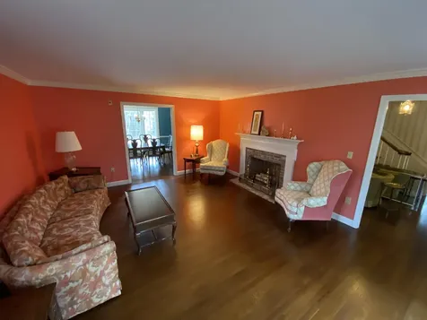 15 Meadow Drive Hollis NH 03049