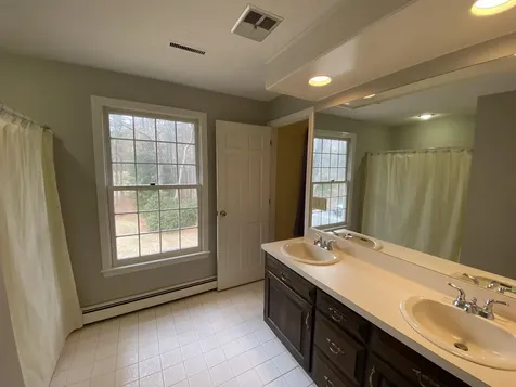 15 Meadow Drive Hollis NH 03049