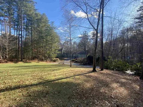 15 Meadow Drive Hollis NH 03049