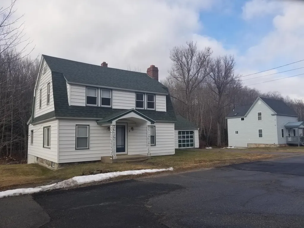 3 Cascade Flats Gorham NH 03581