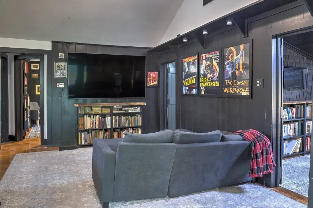 49 Forest Lake Circle Winchester NH 03470