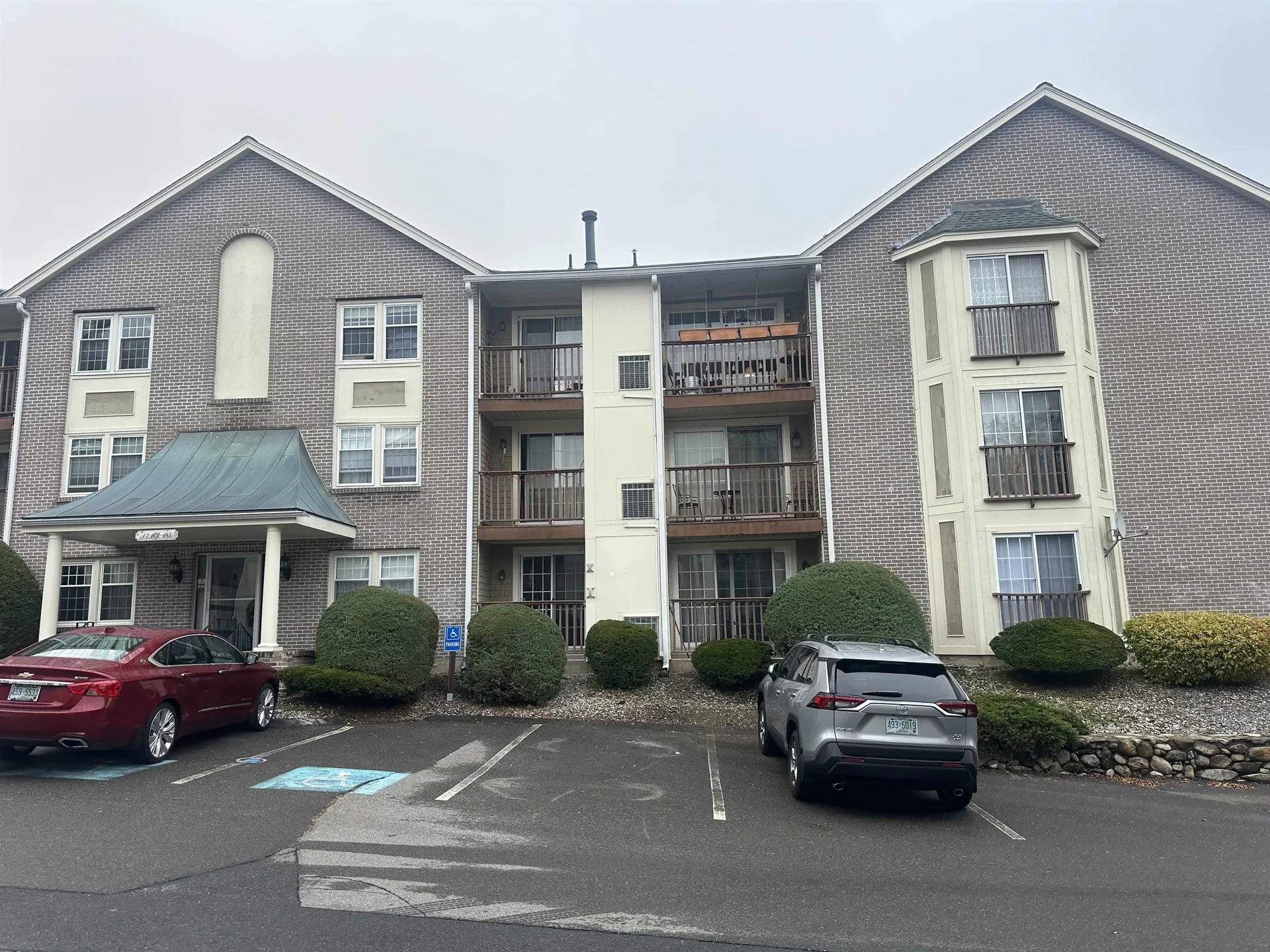 174 Cannongate Road Nashua NH 03063