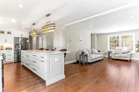 83 King Road Chichester NH 03258