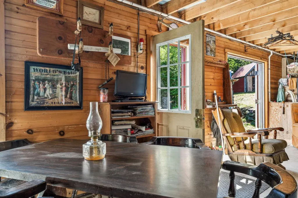 47 New Brighton Hill Tunbridge VT 05077