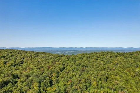 47 New Brighton Hill Tunbridge VT 05077