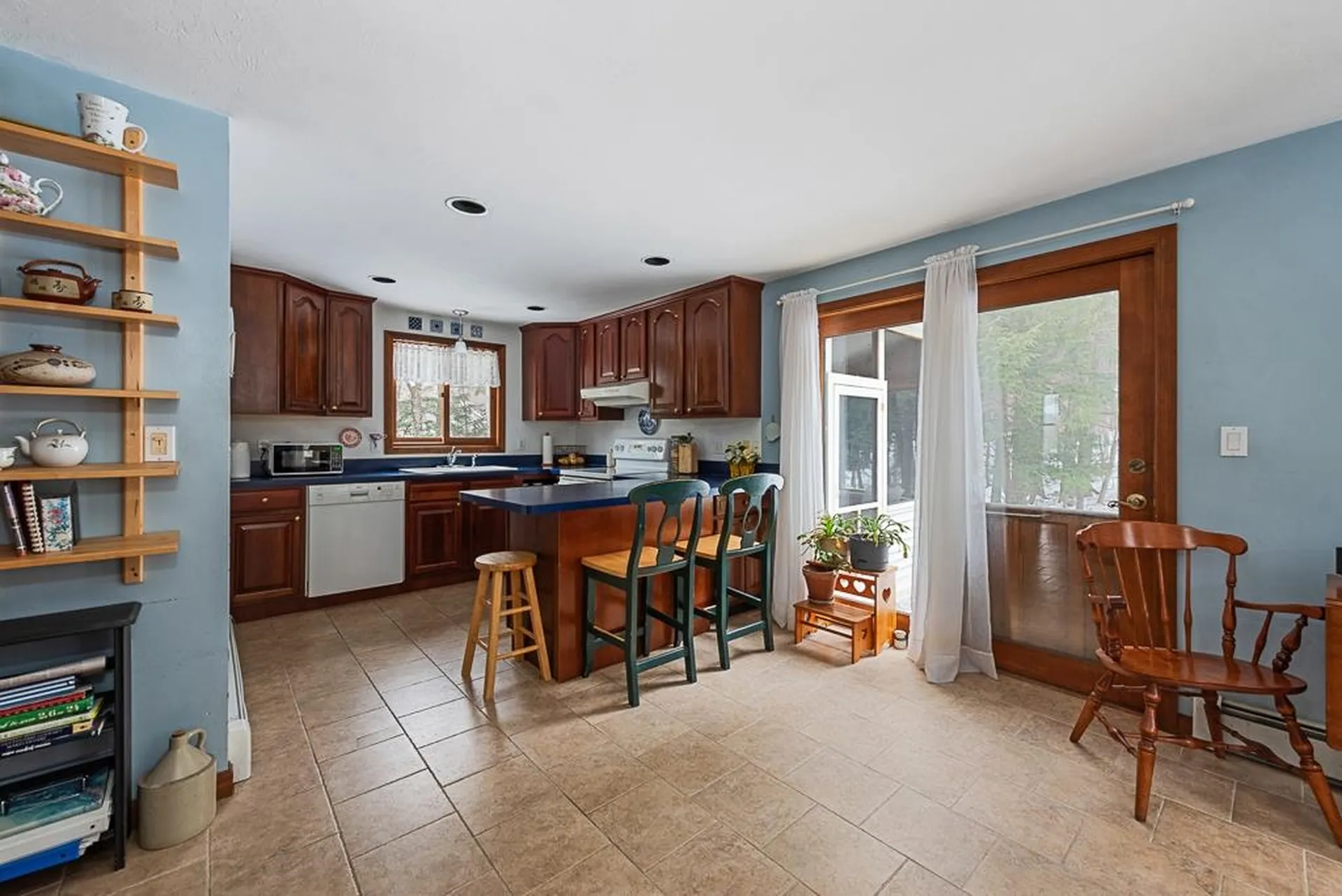 32 Meadow Brook Road Bridgewater NH 03222