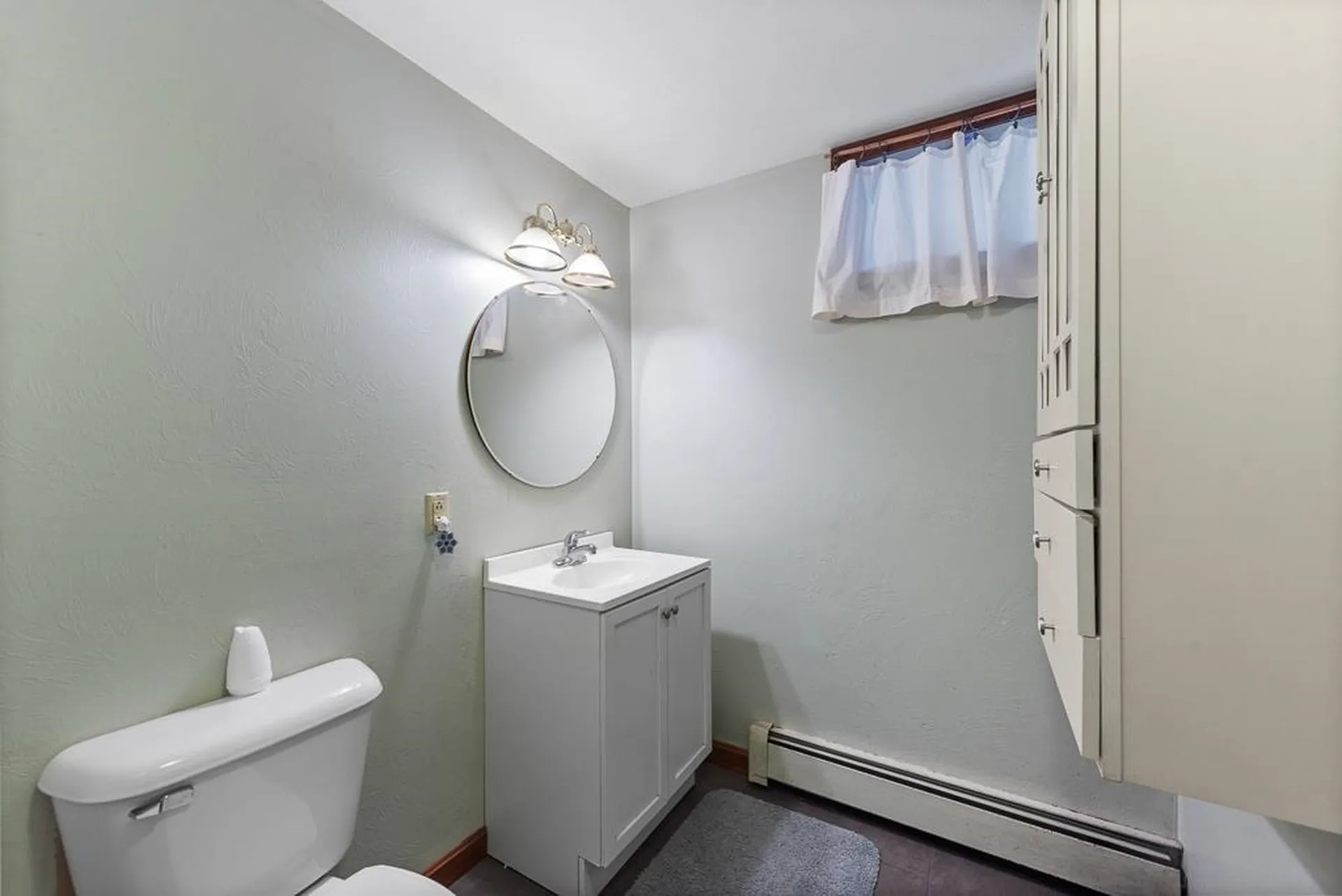 32 Meadow Brook Road Bridgewater NH 03222