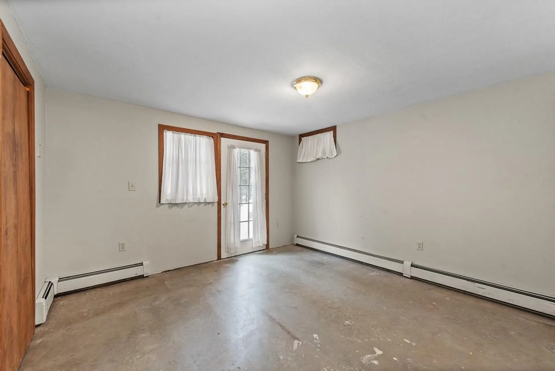 32 Meadow Brook Road Bridgewater NH 03222