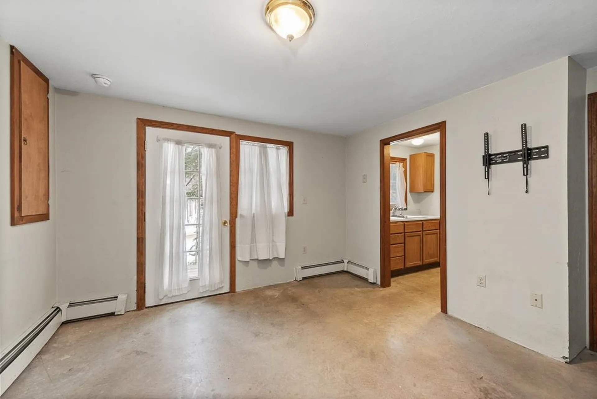 32 Meadow Brook Road Bridgewater NH 03222