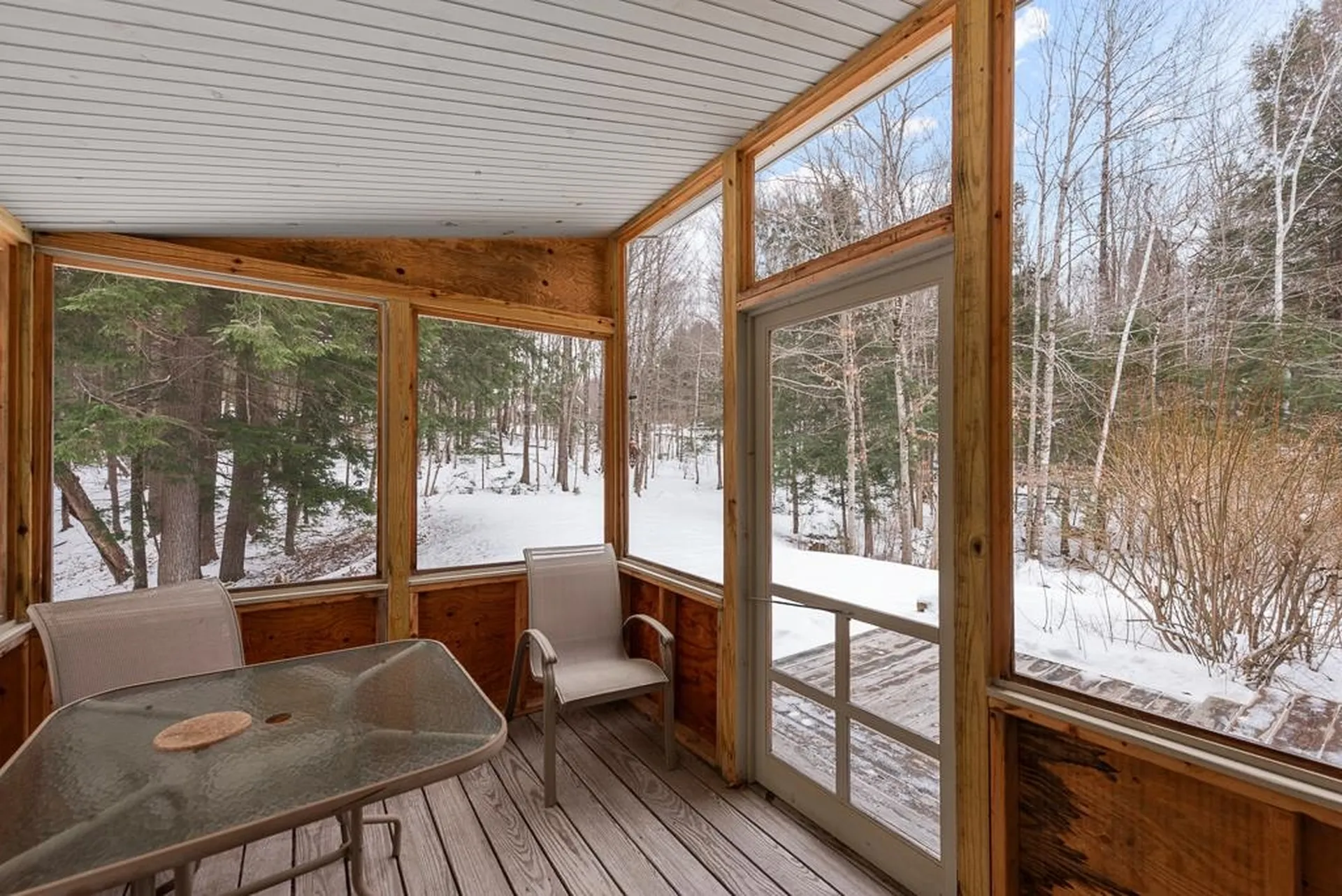 32 Meadow Brook Road Bridgewater NH 03222