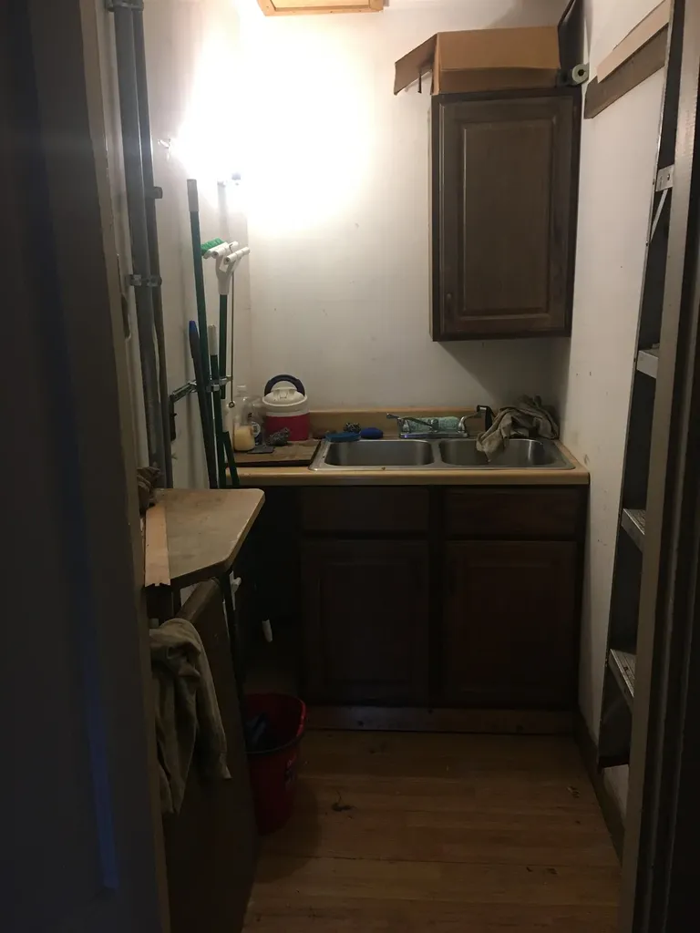 148 Elliot Street Brattleboro VT 05301