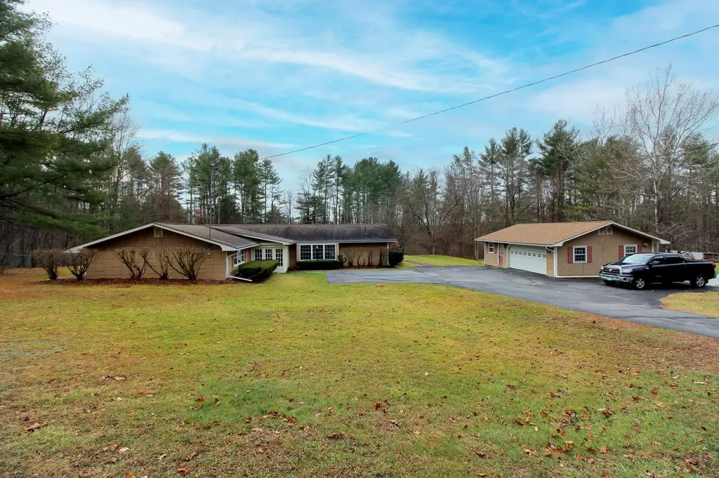 26 Athens Drive Essex Junction VT 05452