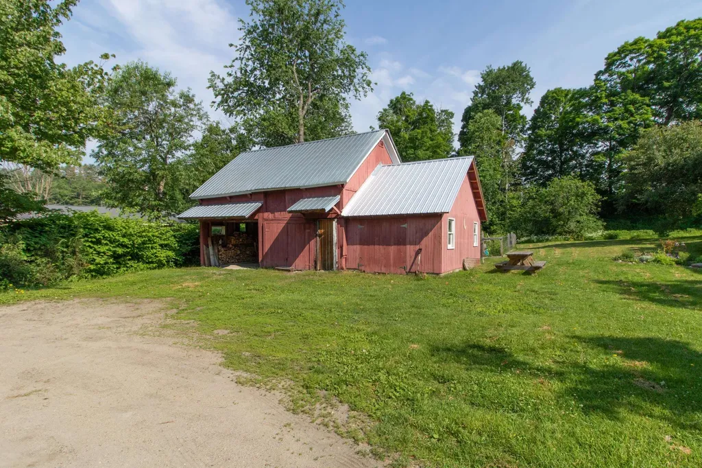 499 Vt Route 114 Burke VT 05832