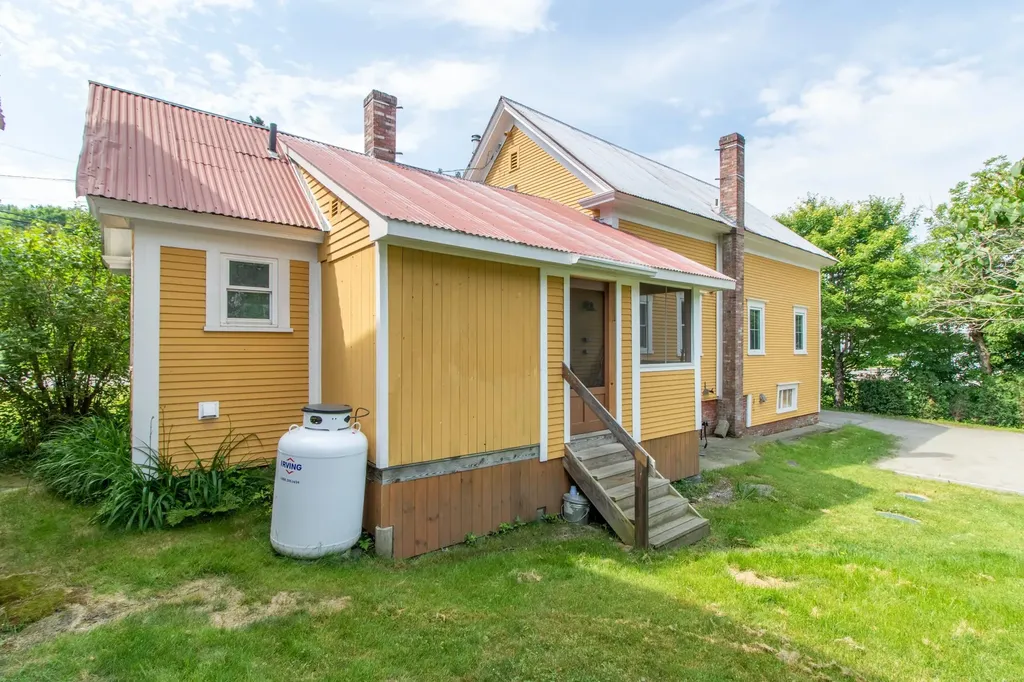 499 Vt Route 114 Burke VT 05832