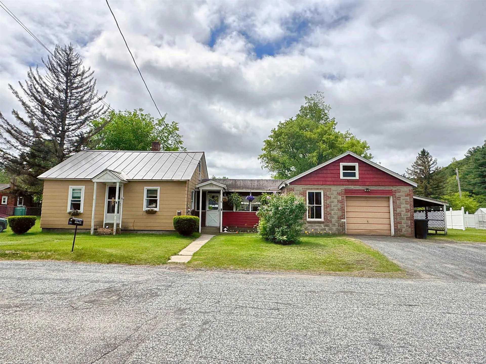 40 Maria Street Claremont NH 03743