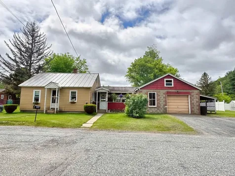 40 Maria Street Claremont NH 03743