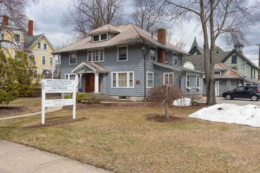 103 Bay Street Manchester NH 03104