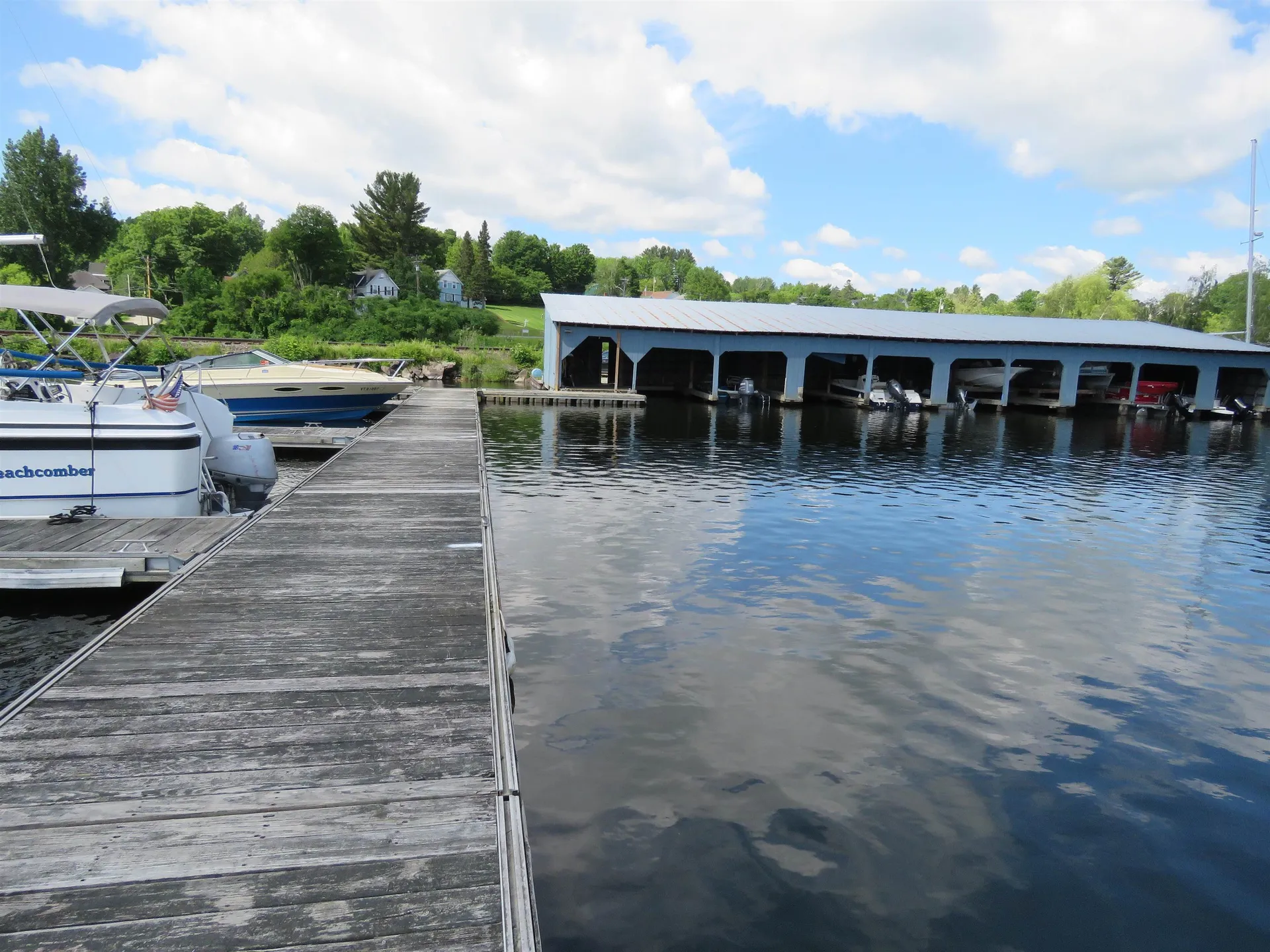 197 Farrants Point Newport City VT 05855