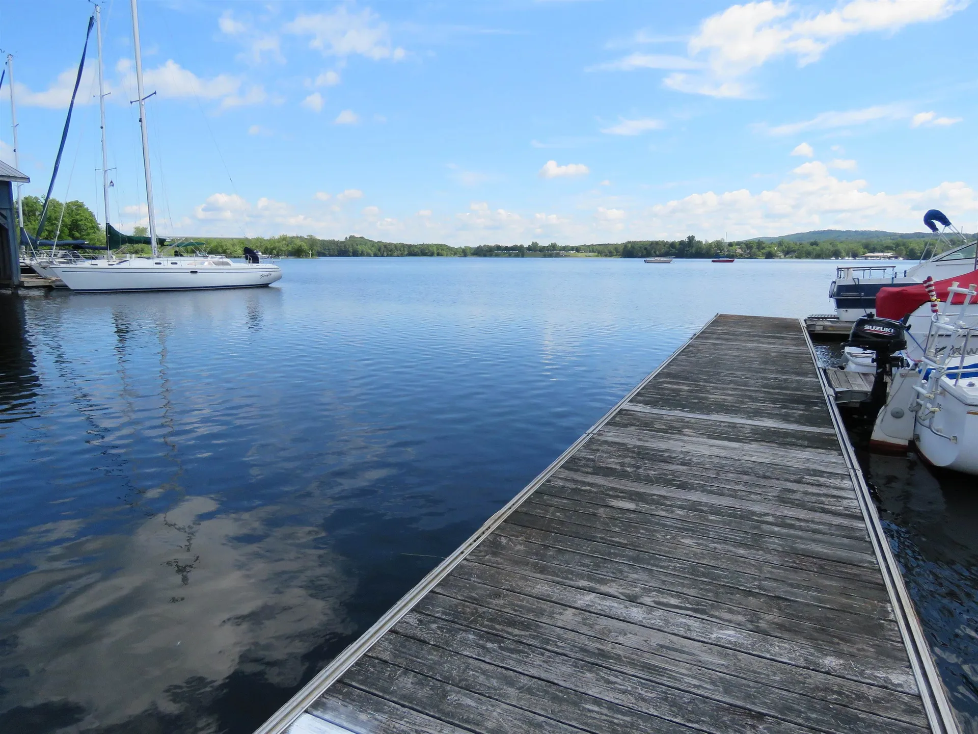 197 Farrants Point Newport City VT 05855